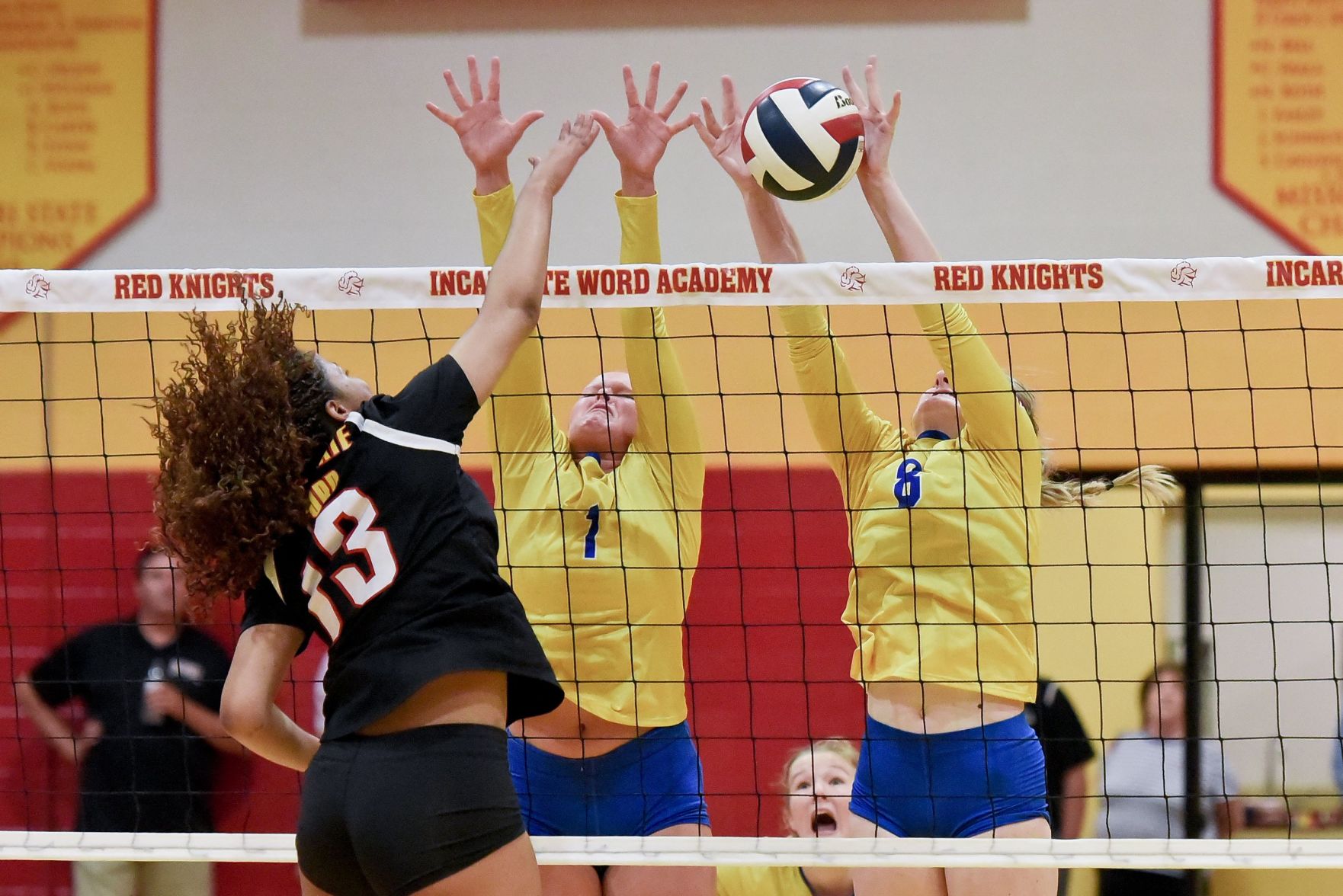 Borgia at Incarnate Word girls volleyball